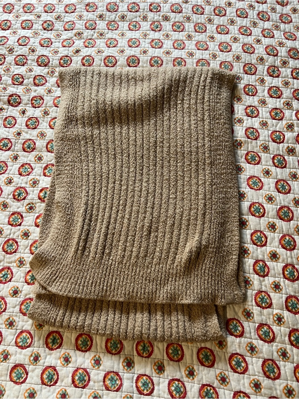 EUC Barefoot Dreams Beige CozyChic Scarf retails $68